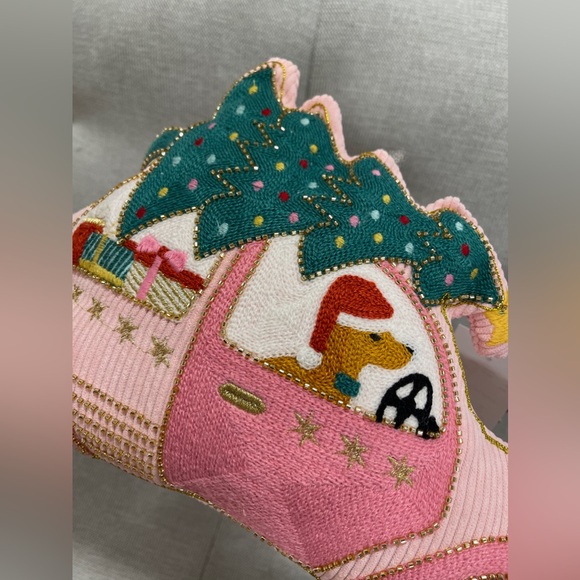 Pink Christmas Holiday Dachshund Car Pillow Beaded Embroidered Accent Pillow NWT - Picture 3 of 5